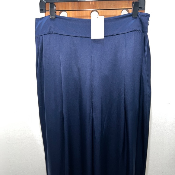 ๐ INTERMIX Navy Siobhan Silk Wide-Leg Pants - Picture 13 of 15